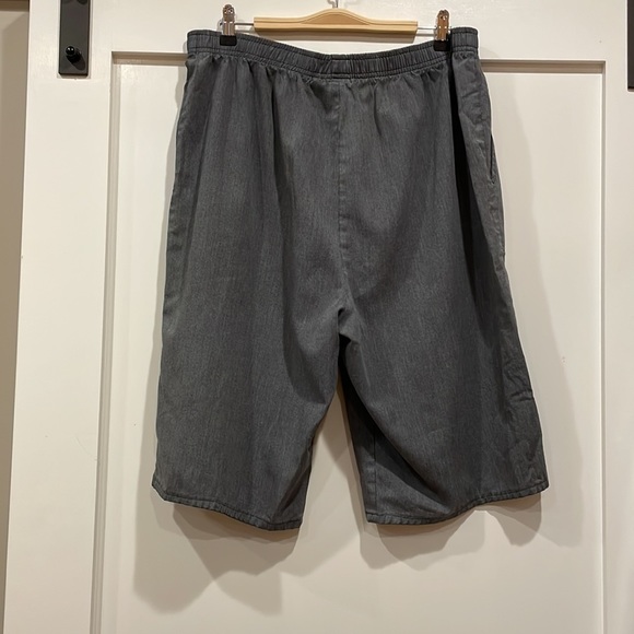 Cabin Creek‎ Elastic Waist Shorts - Size 18 TALL - Picture 2 of 5